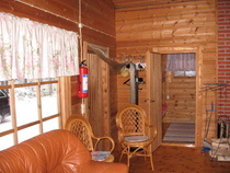 Mökin sisältä